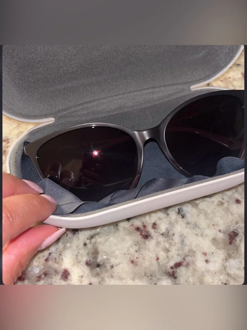 New Liz Claiborne Cat Eye Sunglasses with box with cloth